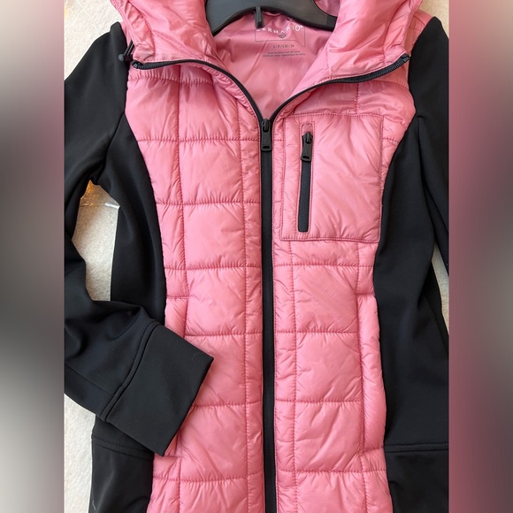 BNWOT Bernardo Pink and Black Colorblock EcoPlume Hooded Sport Jacket - Picture 4 of 11